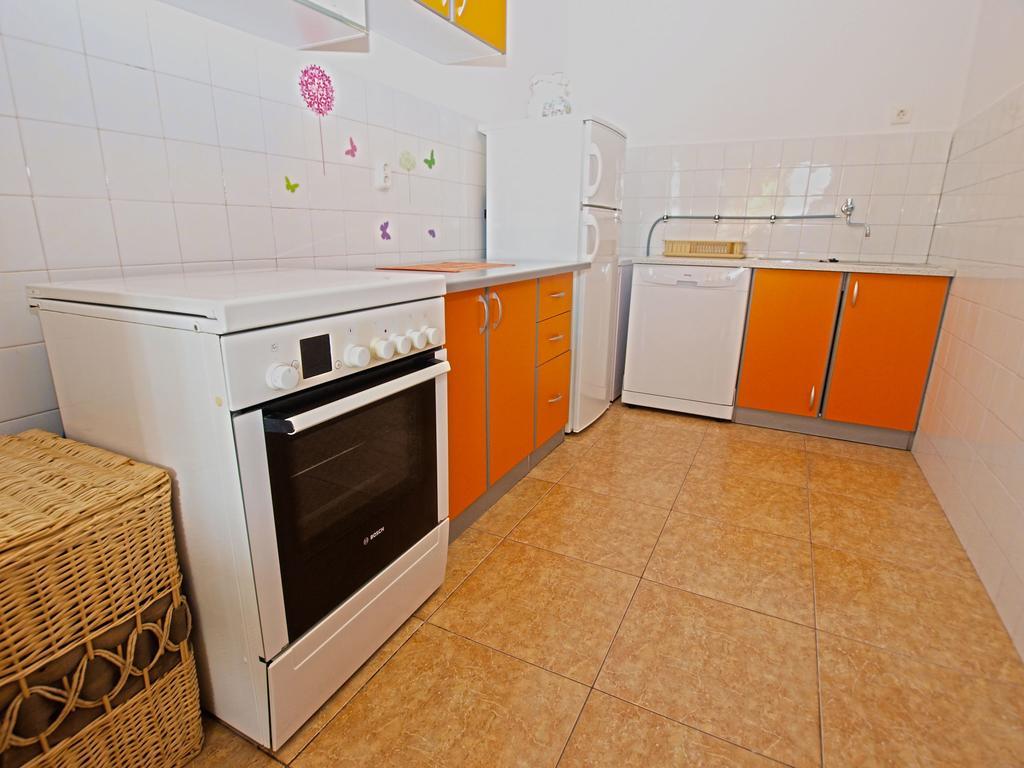 Apartment Snezana 1200 Fažana Exteriör bild