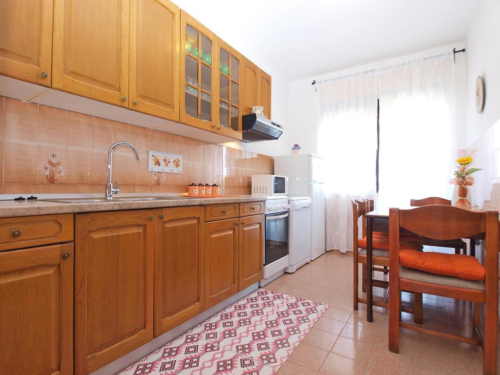 Apartment Snezana 1200 Fažana Exteriör bild